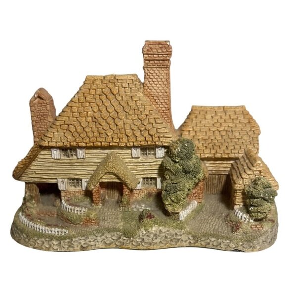 Kent Cottage By David Winter 1985 Handcrafted Collectible Figurine England Studi - Picture 1 of 10